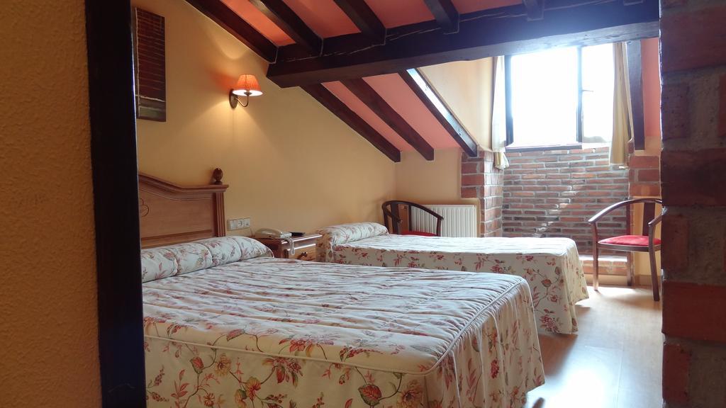Conjunto Hotelero La Pasera Soto De Cangas Habitación foto