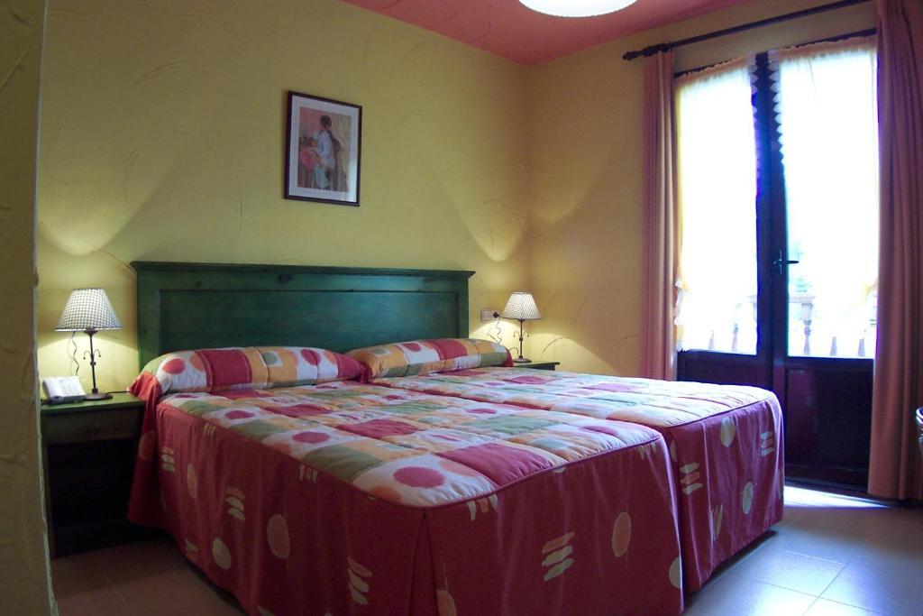 Conjunto Hotelero La Pasera Soto De Cangas Habitación foto